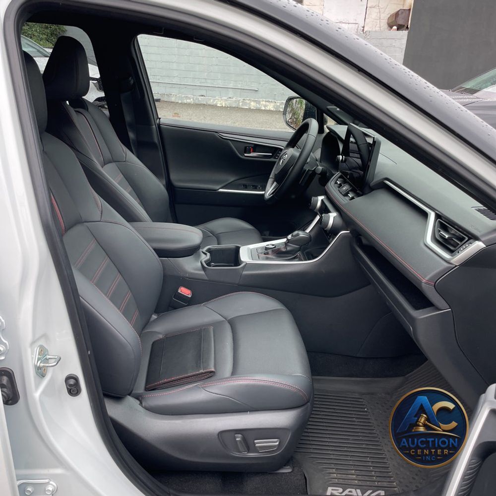 2024 Toyota RAV4 Prime XSE
