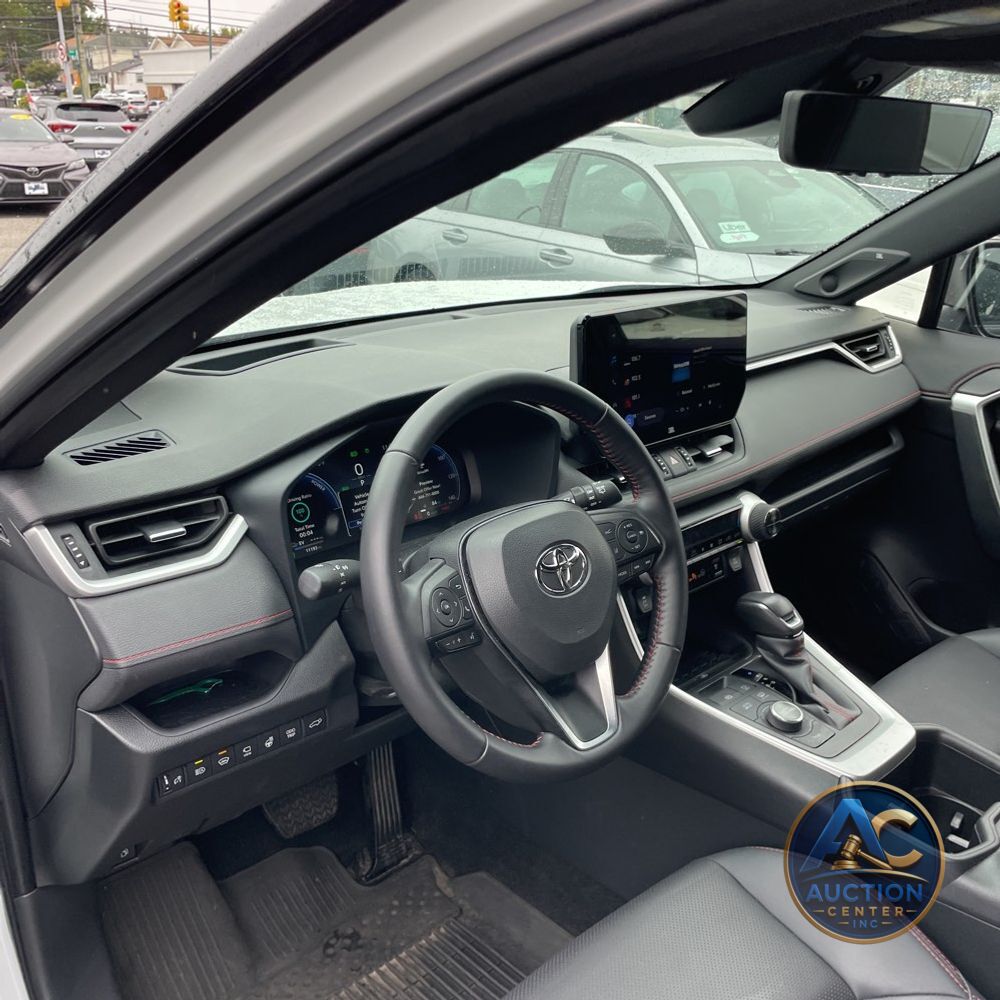 2024 Toyota RAV4 Prime XSE
