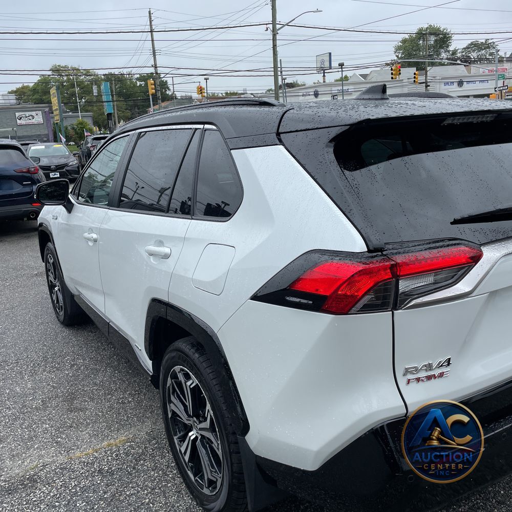 2024 Toyota RAV4 Prime XSE