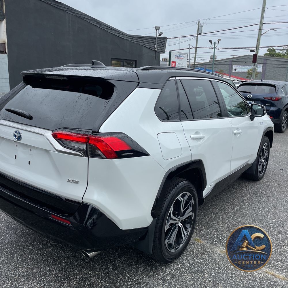 2024 Toyota RAV4 Prime XSE