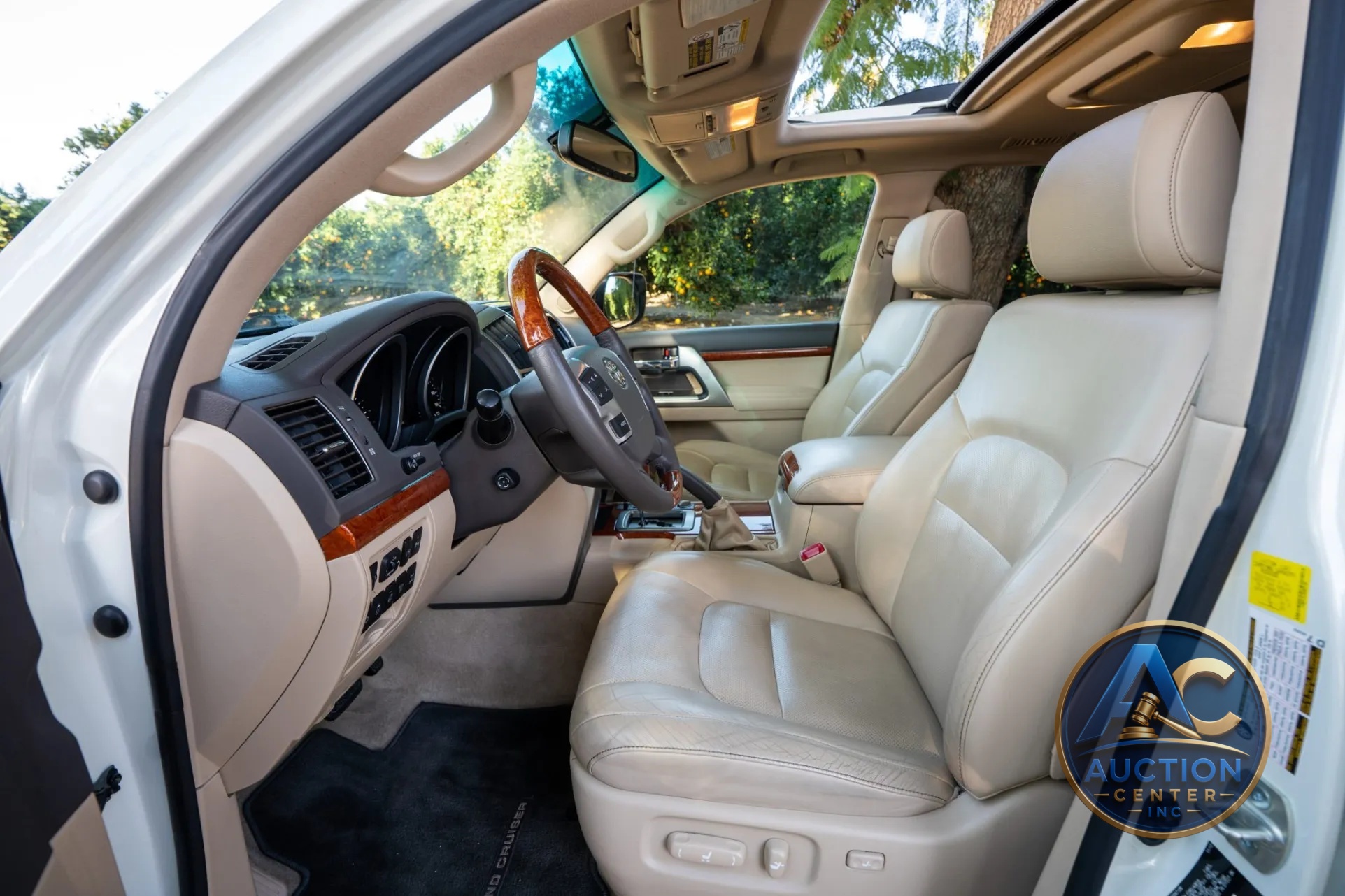 2014 Toyota Land Cruiser