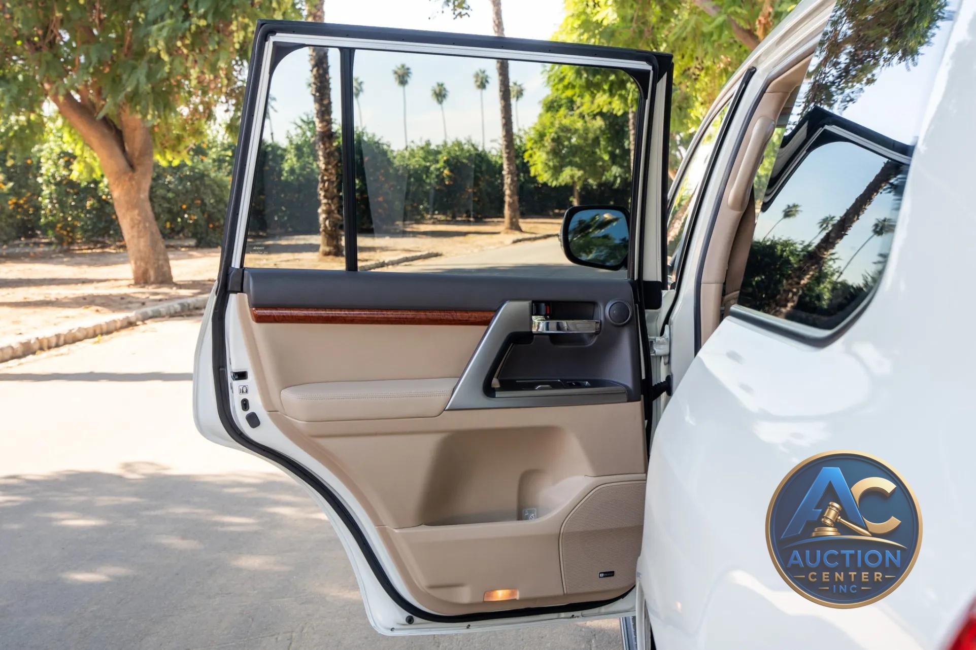 2014 Toyota Land Cruiser