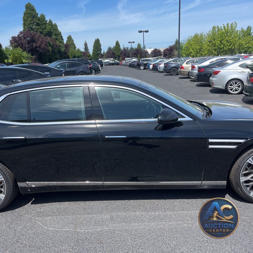 2025 Genesis G90 3.5T e-Supercharger