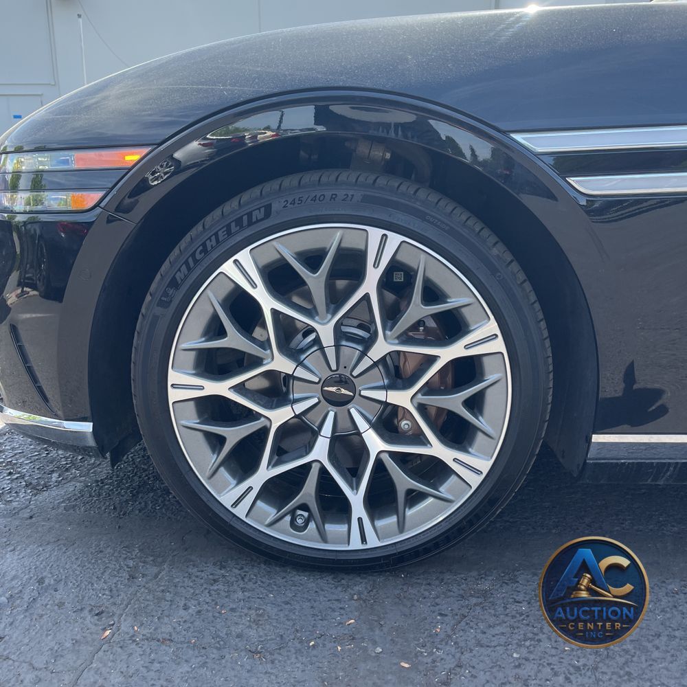 2025 Genesis G90 3.5T e-Supercharger