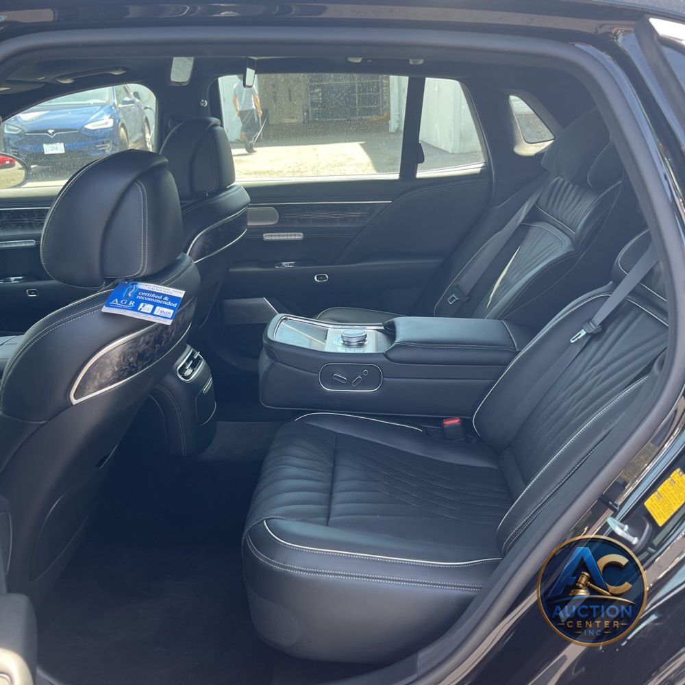 2025 Genesis G90 3.5T e-Supercharger