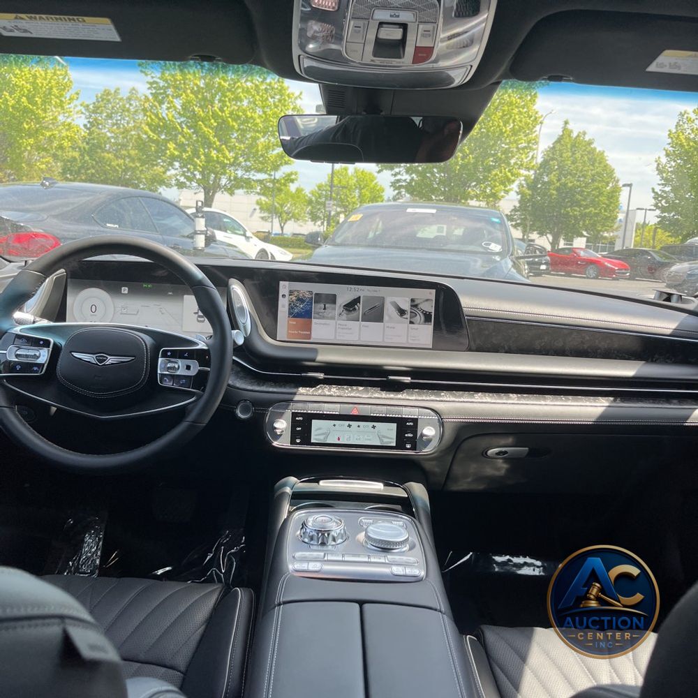 2025 Genesis G90 3.5T e-Supercharger