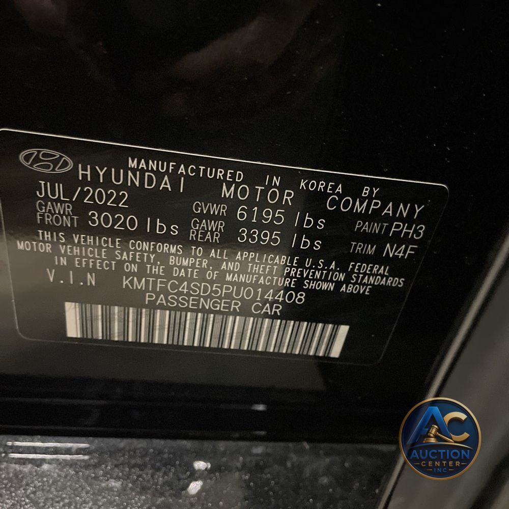 2023 Genesis G90 3.5T e-Supercharger