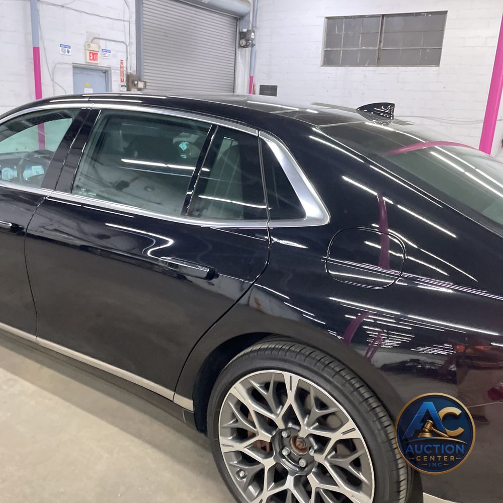 2023 Genesis G90 3.5T e-Supercharger