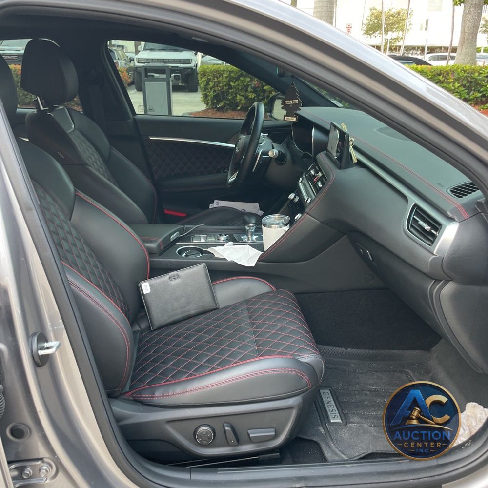 2025 Genesis G70 3.3T Sport Prestige