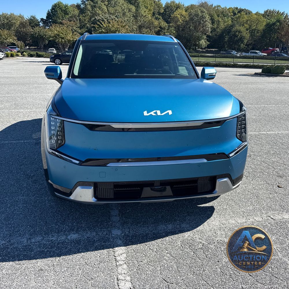 2024 Kia EV9 Land