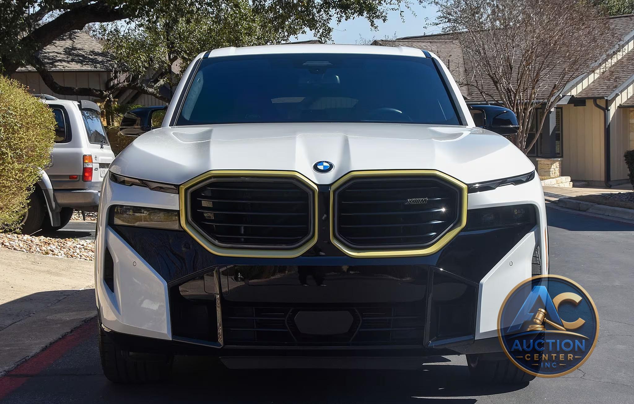 2024 BMW XM