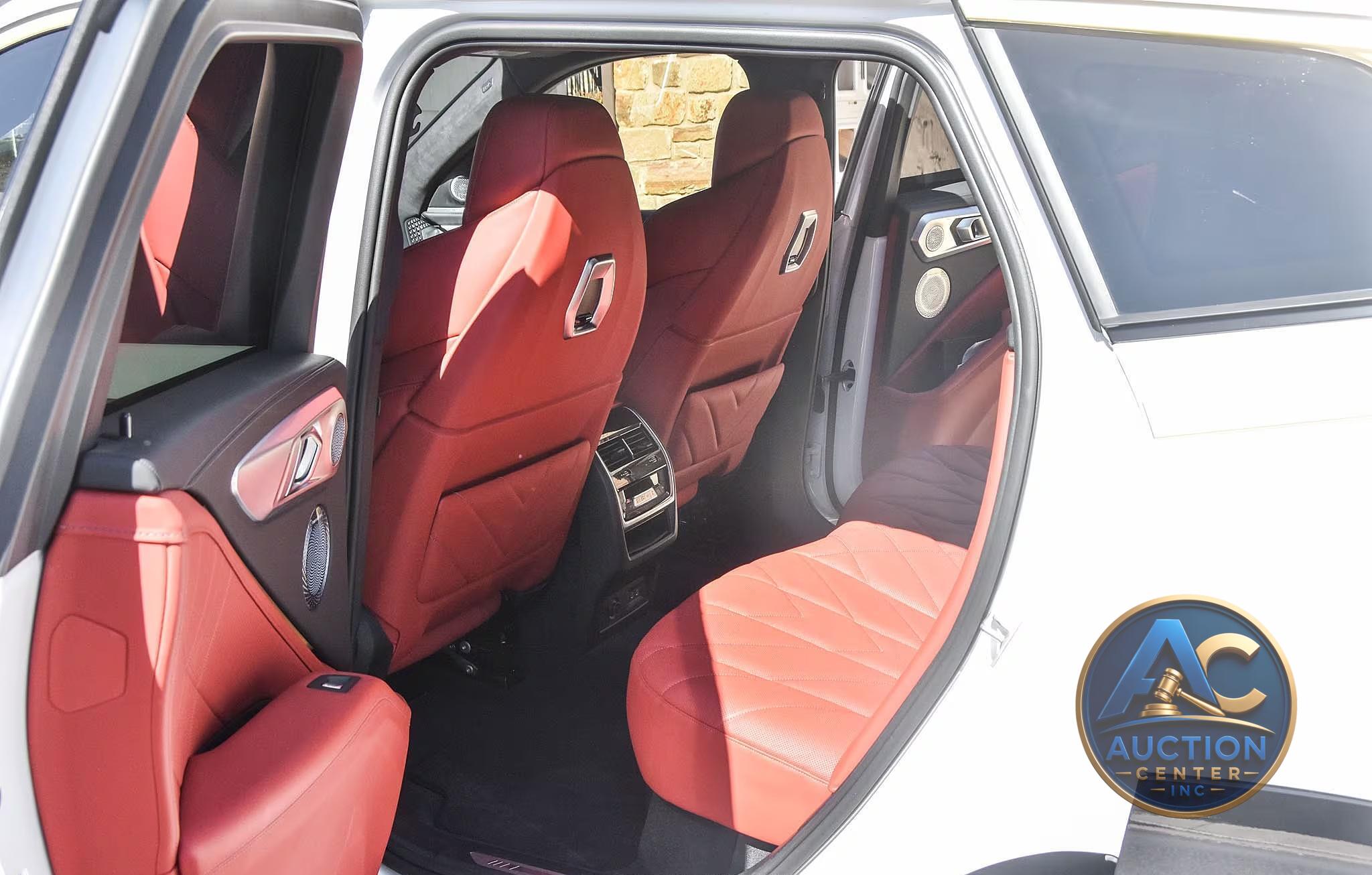 2024 BMW XM