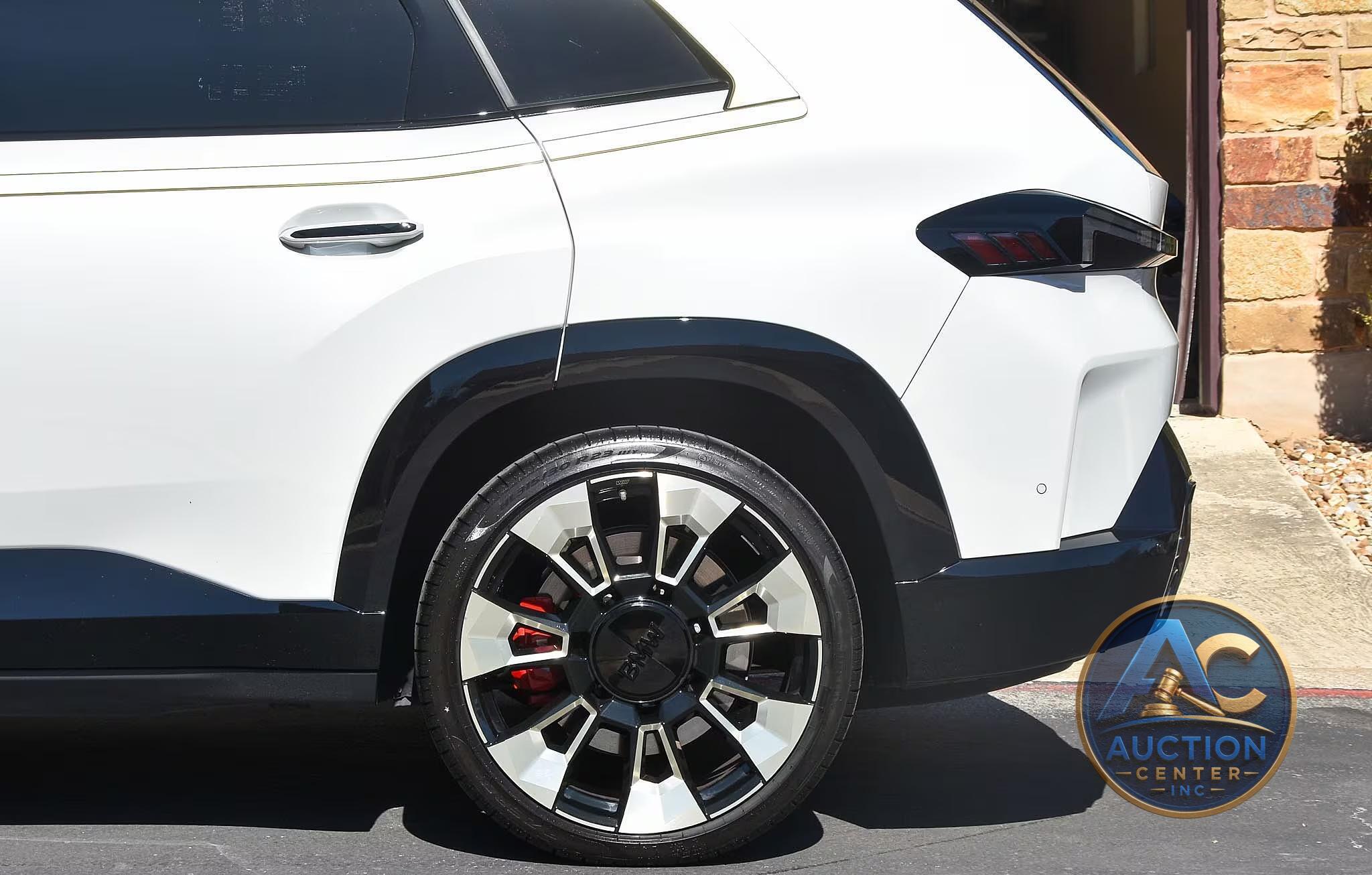 2024 BMW XM