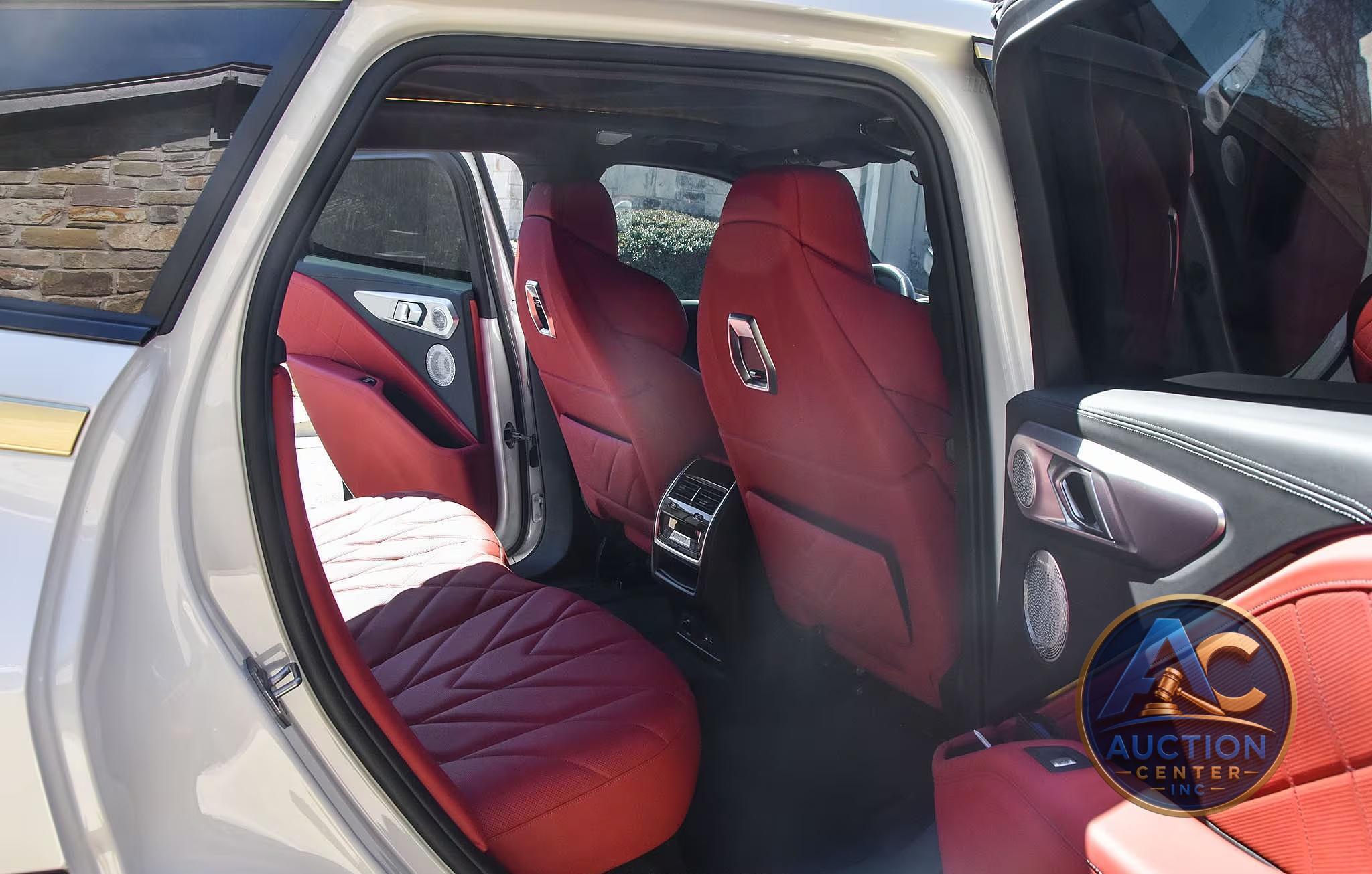 2024 BMW XM