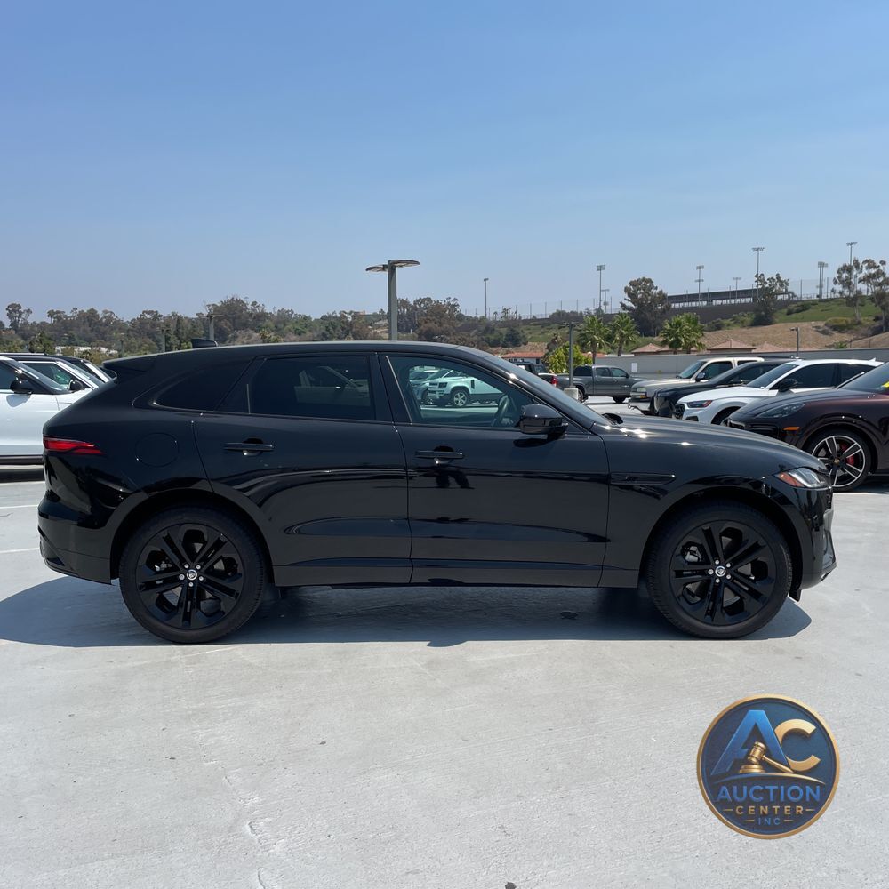 2024 Jaguar F-Pace P400 R-Dynamic S