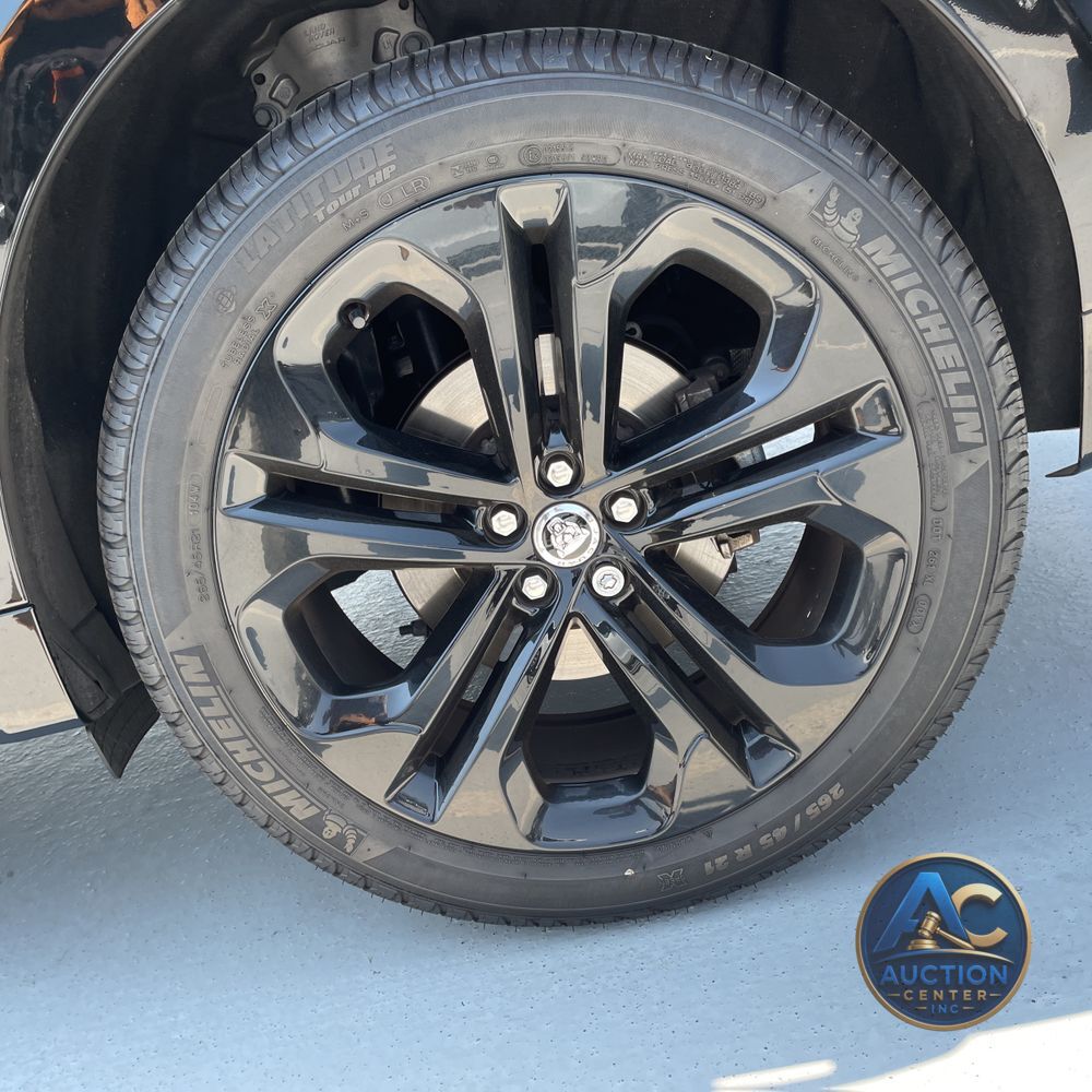 2024 Jaguar F-Pace P400 R-Dynamic S