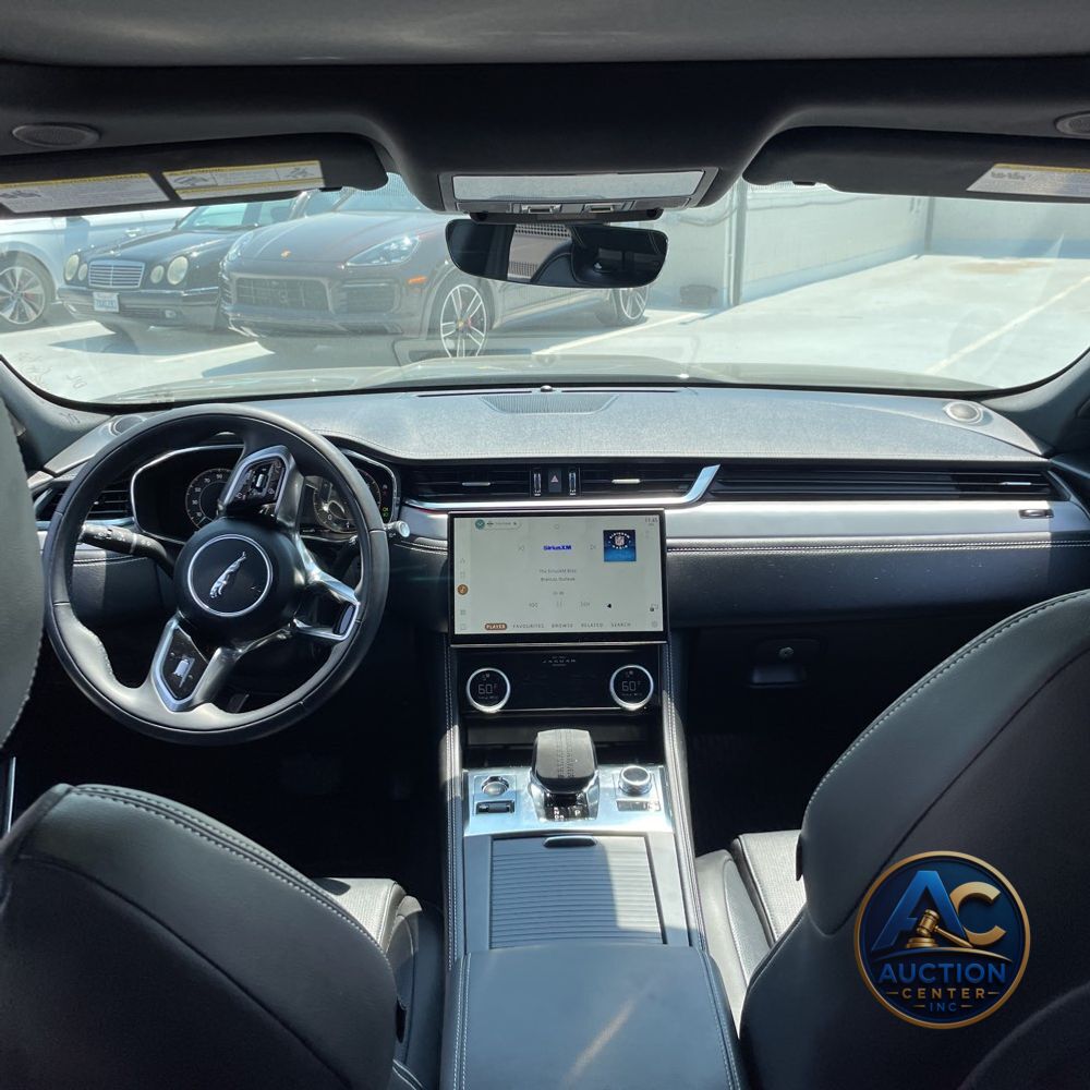 2024 Jaguar F-Pace P400 R-Dynamic S