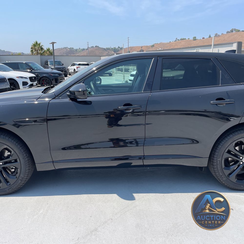 2024 Jaguar F-Pace P400 R-Dynamic S