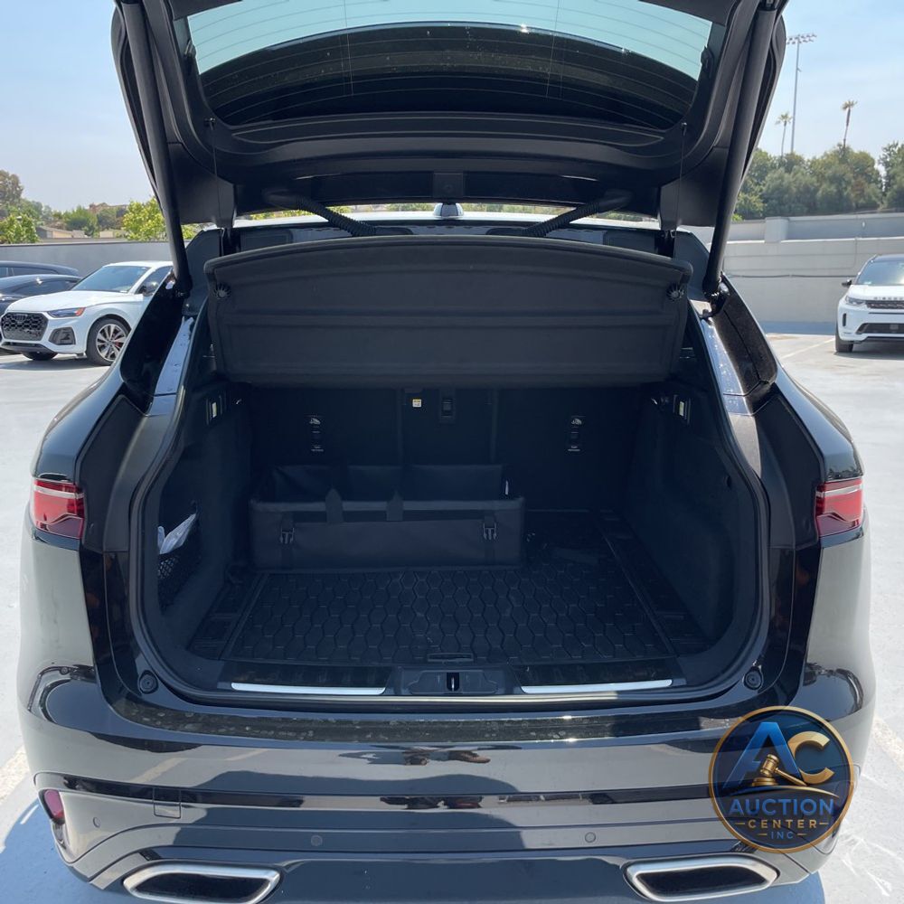 2024 Jaguar F-Pace P400 R-Dynamic S