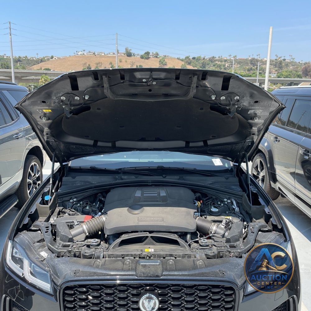 2024 Jaguar F-Pace P400 R-Dynamic S