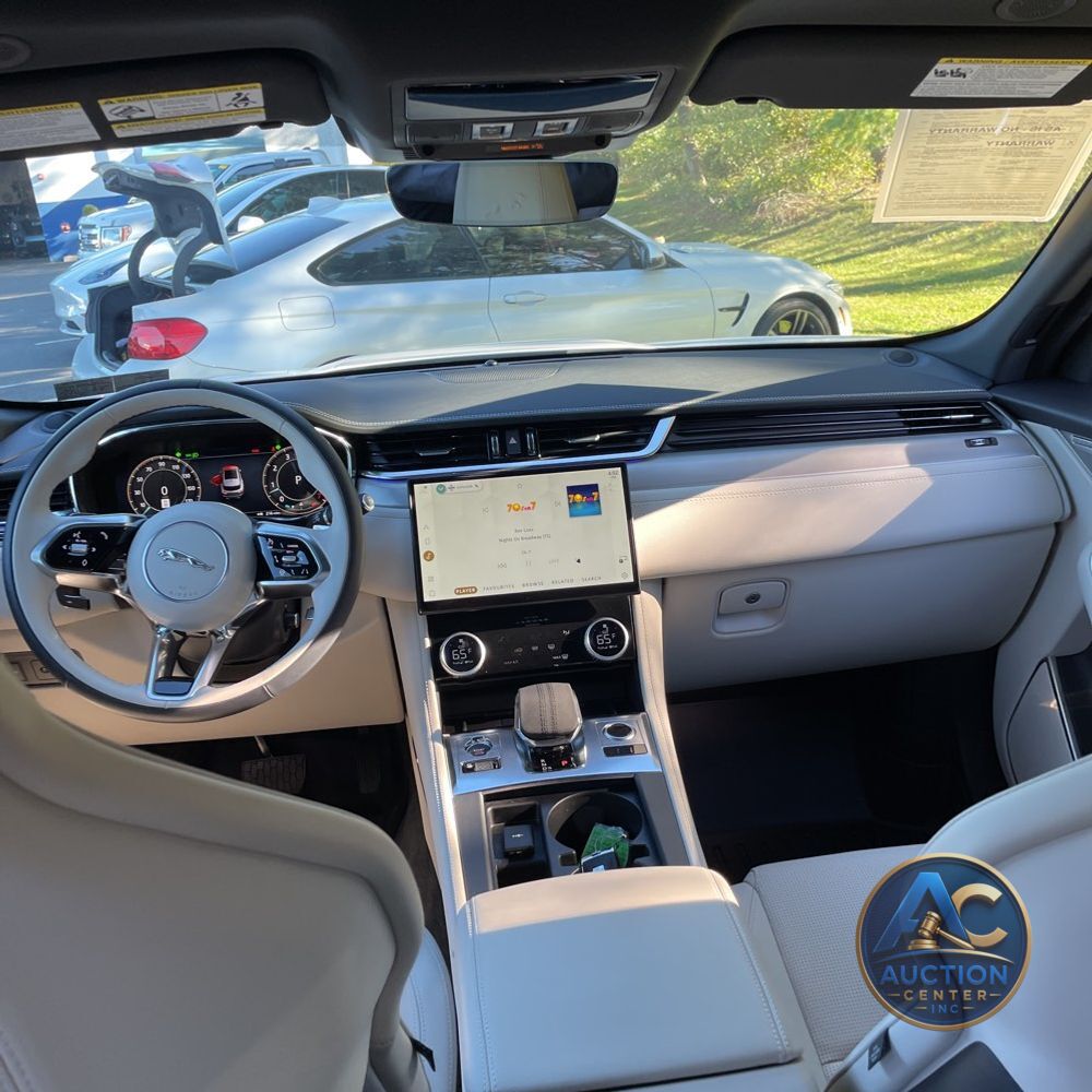 2024 Jaguar F-Pace P400 R-Dynamic S
