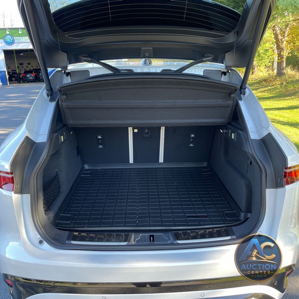 2024 Jaguar F-Pace P400 R-Dynamic S