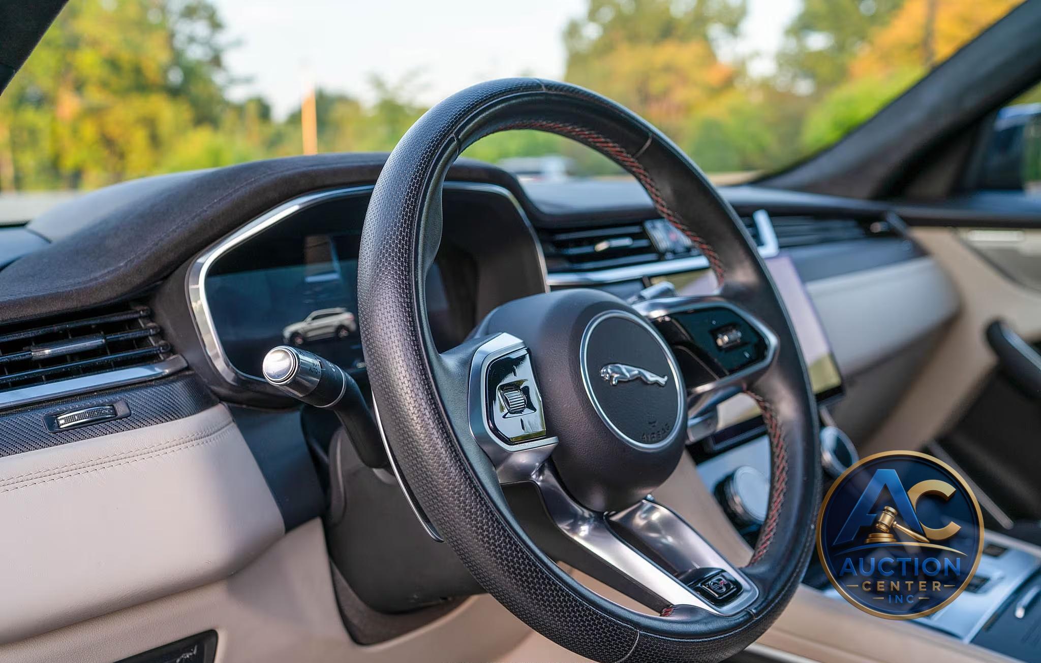 2021 Jaguar F-Pace SVR
