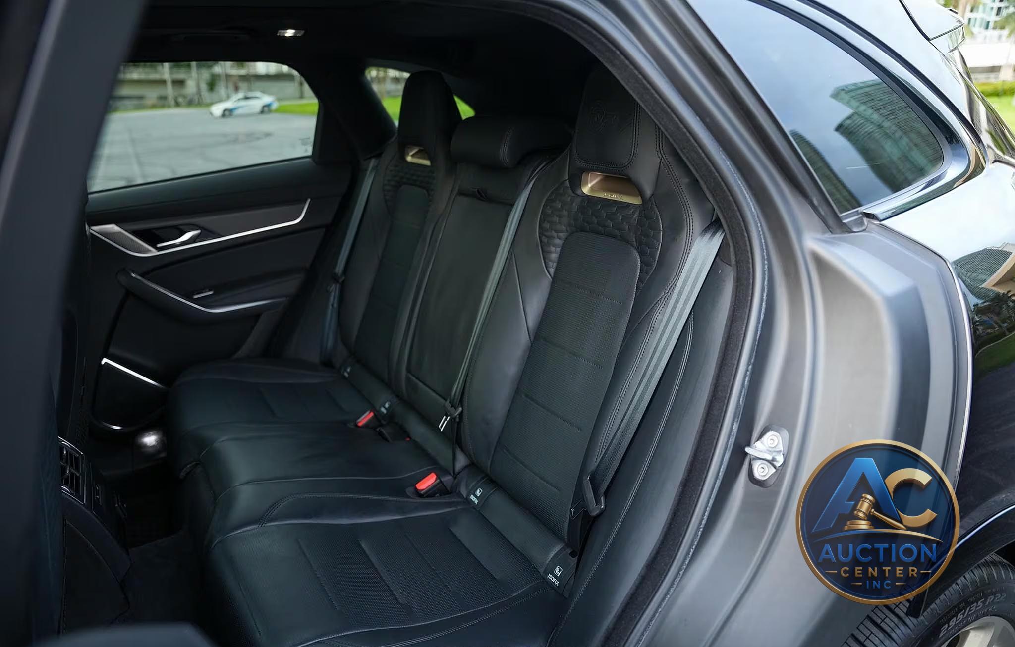 2023 Jaguar F-Pace SVR Edition 1988