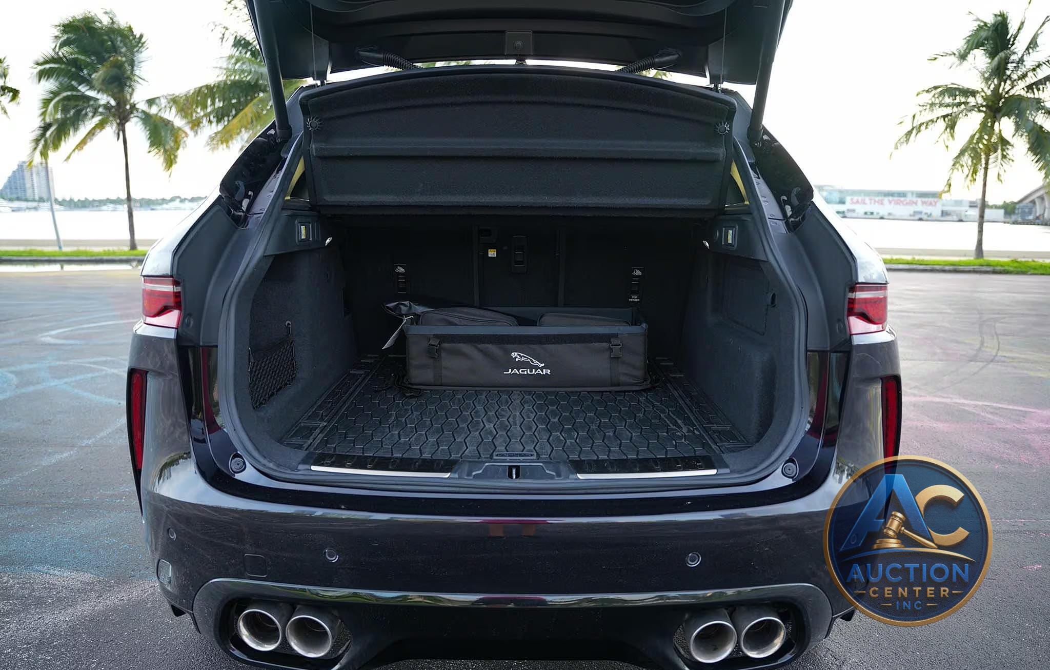 2023 Jaguar F-Pace SVR Edition 1988