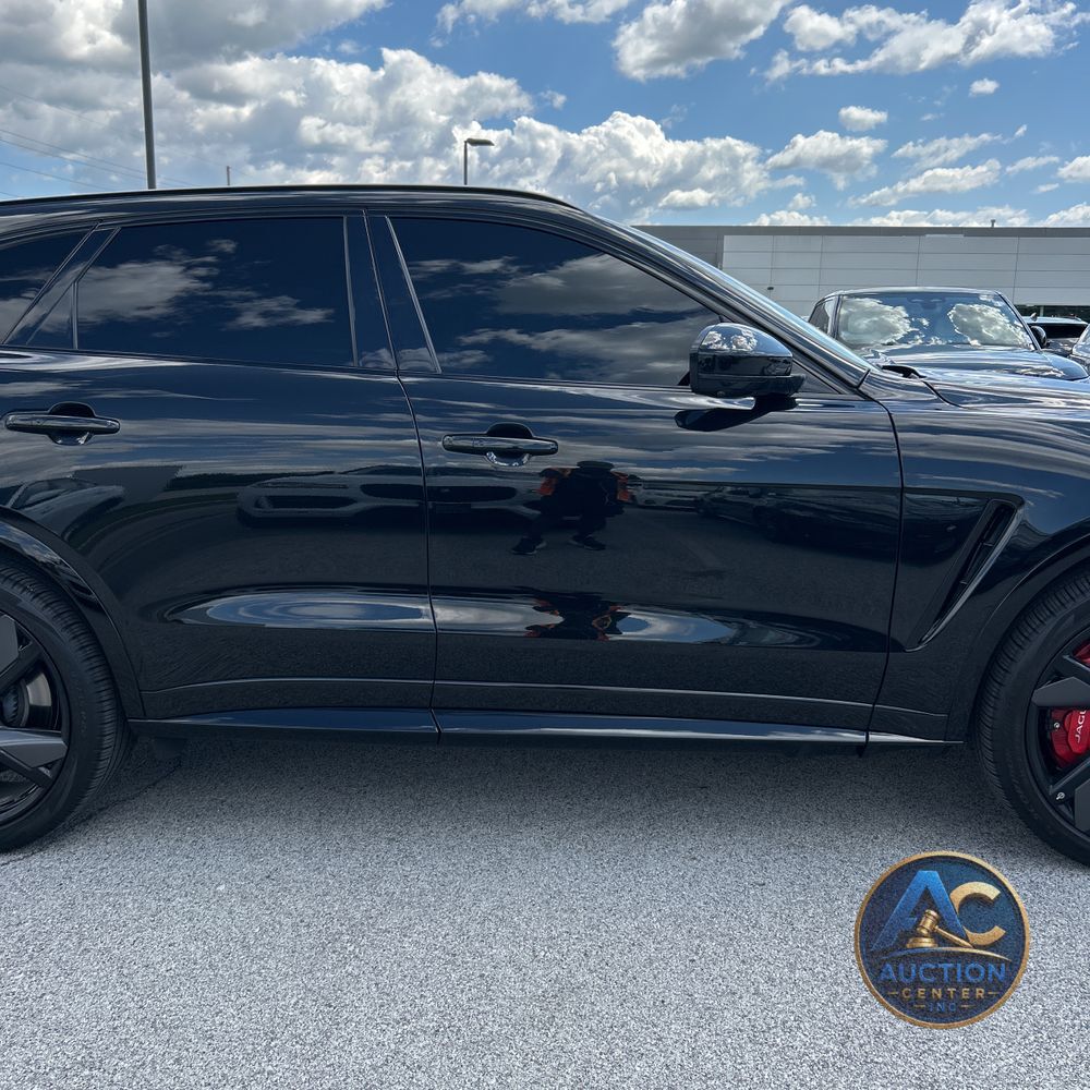 2022 Jaguar F-Pace SVR