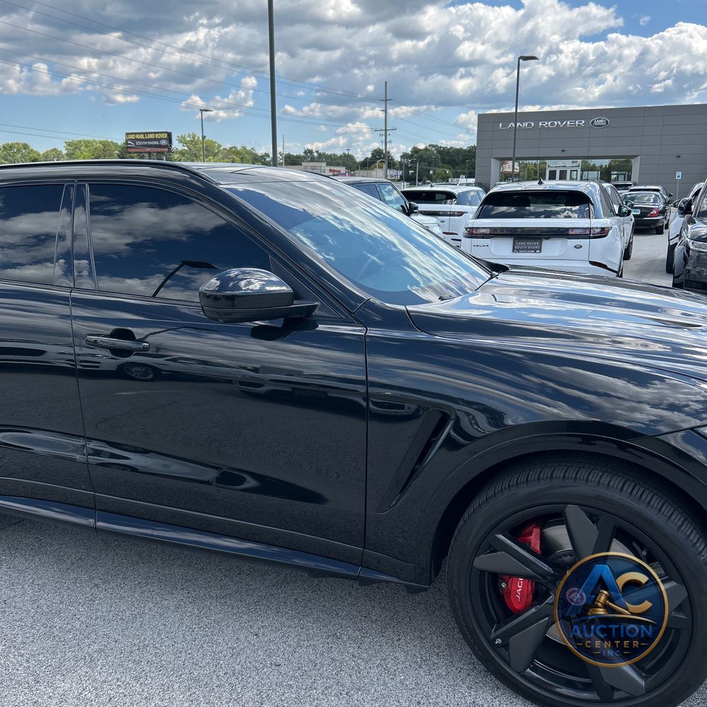 2022 Jaguar F-Pace SVR