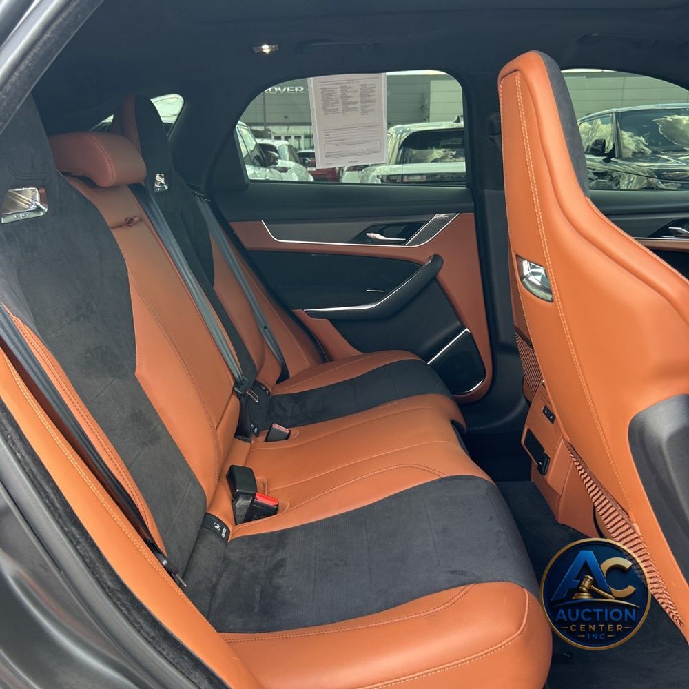2022 Jaguar F-Pace SVR