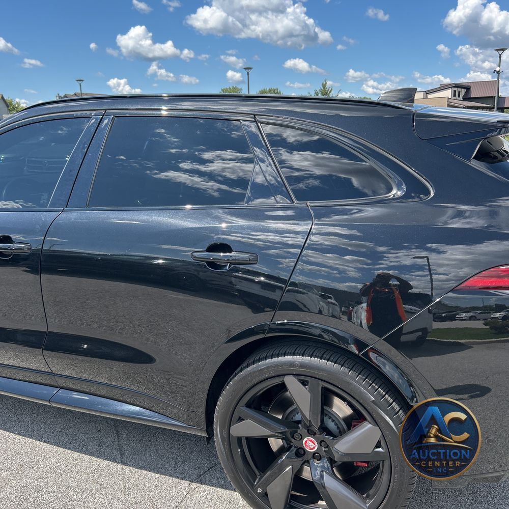 2022 Jaguar F-Pace SVR