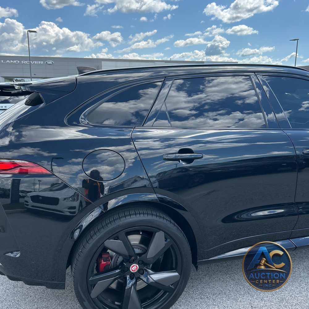 2022 Jaguar F-Pace SVR