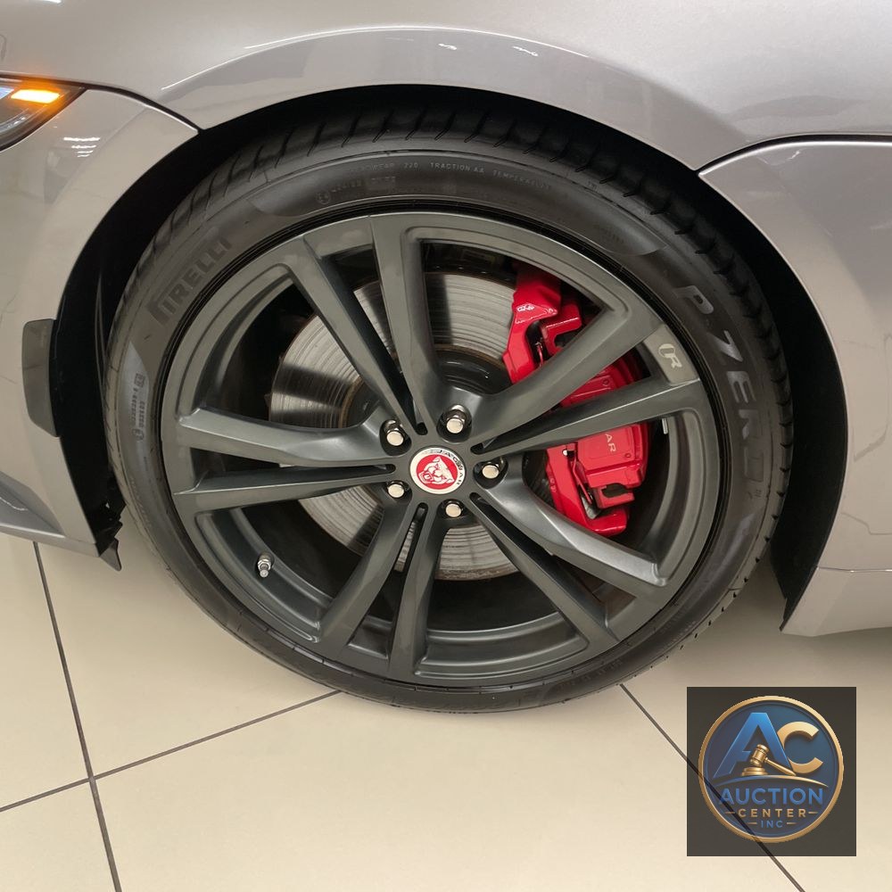2022 Jaguar F-Type R