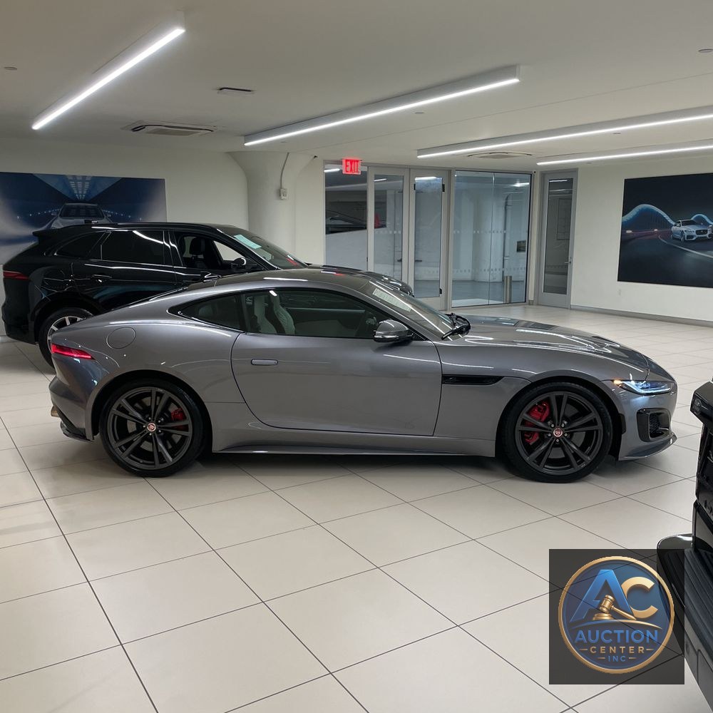 2022 Jaguar F-Type R