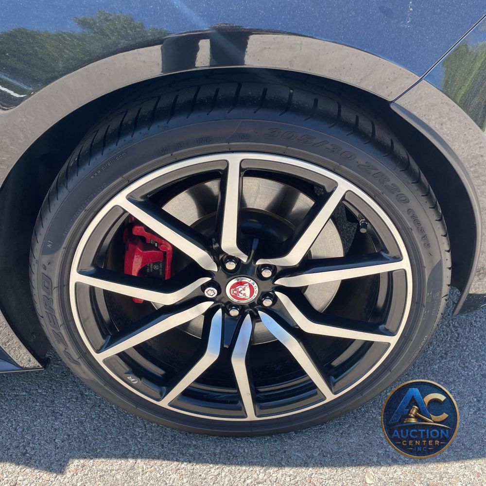 2023 Jaguar F-TYPE R