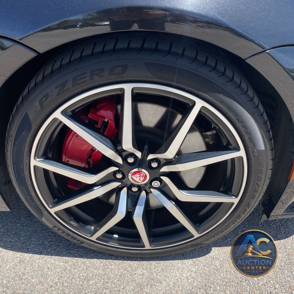 2023 Jaguar F-TYPE R