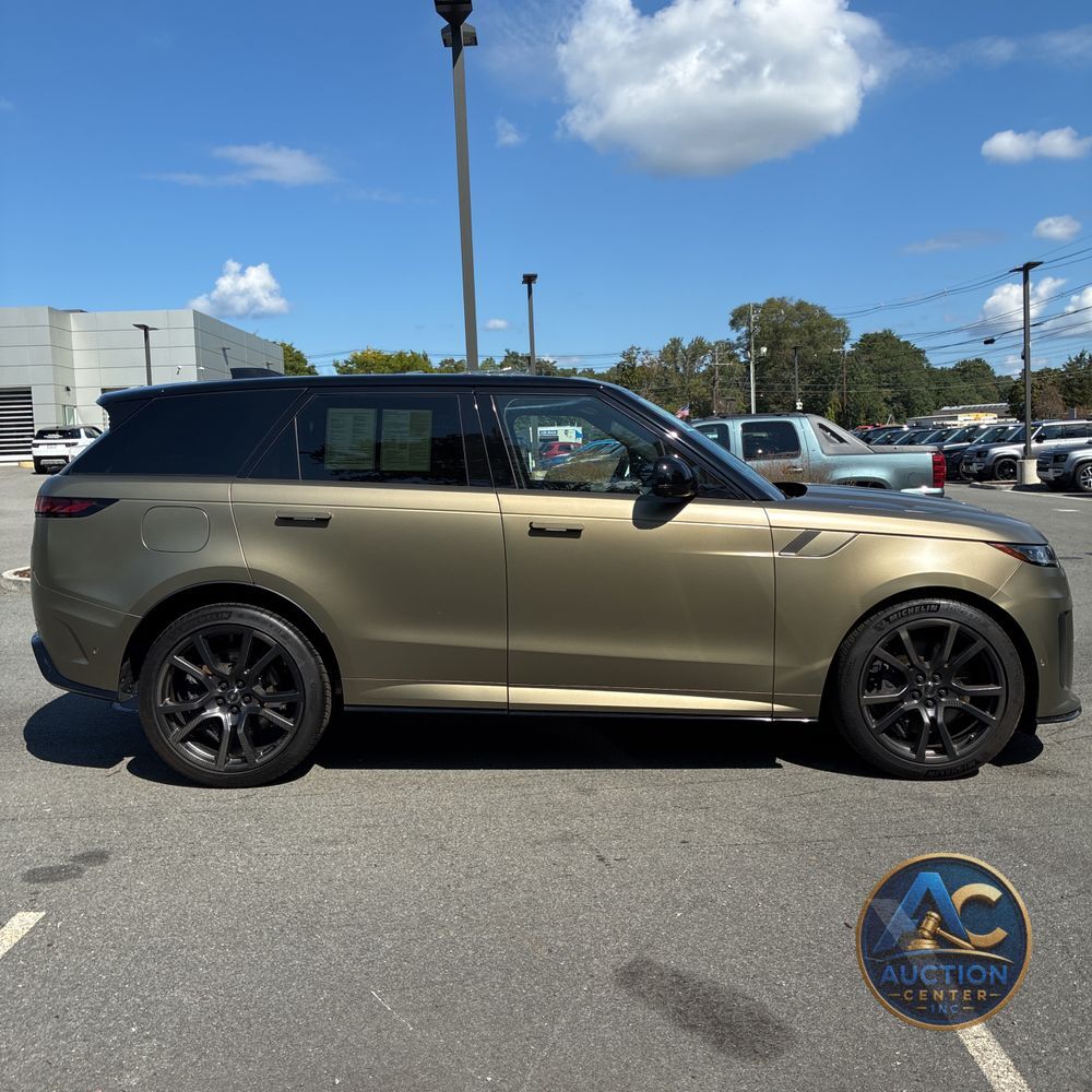 2024 Land Rover Range Rover Sport SV Edition One Carbon Bronze