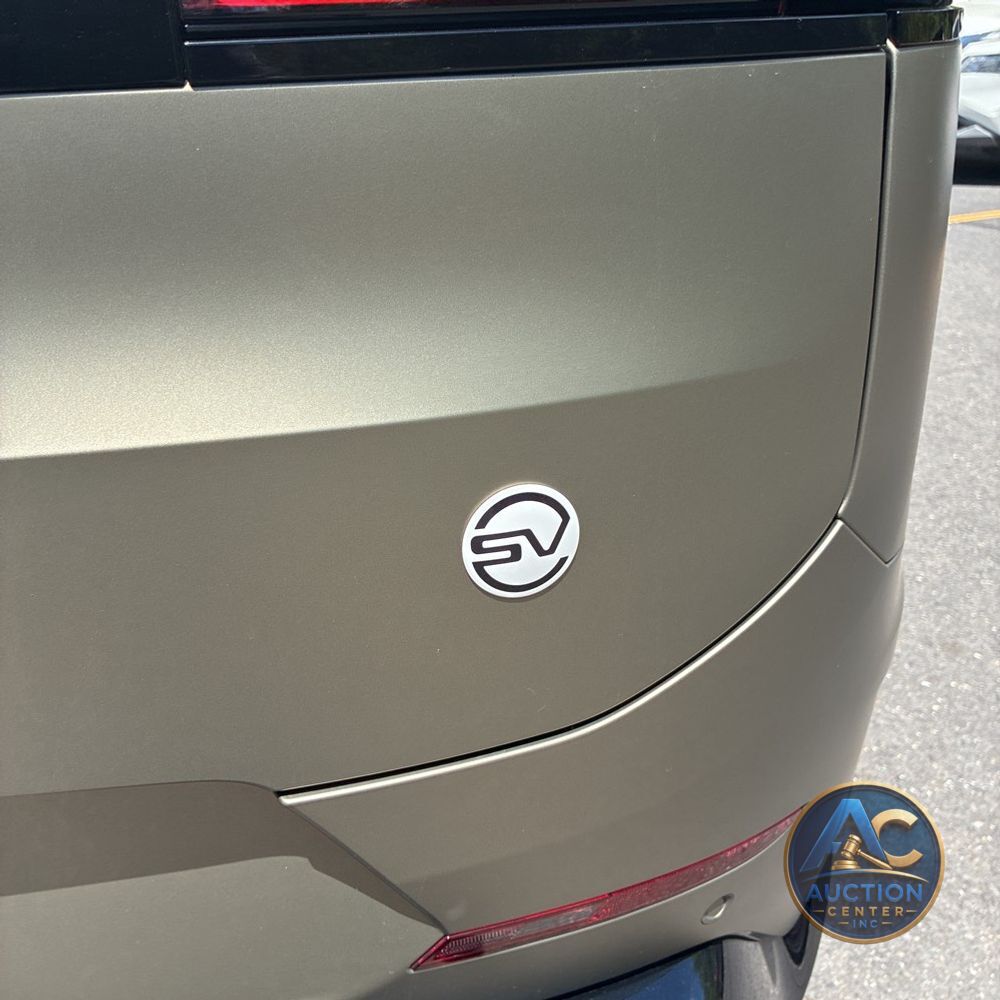 2024 Land Rover Range Rover Sport SV Edition One Carbon Bronze