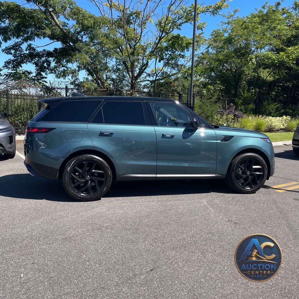 2024 Land Rover Range Rover Sport P360 SE