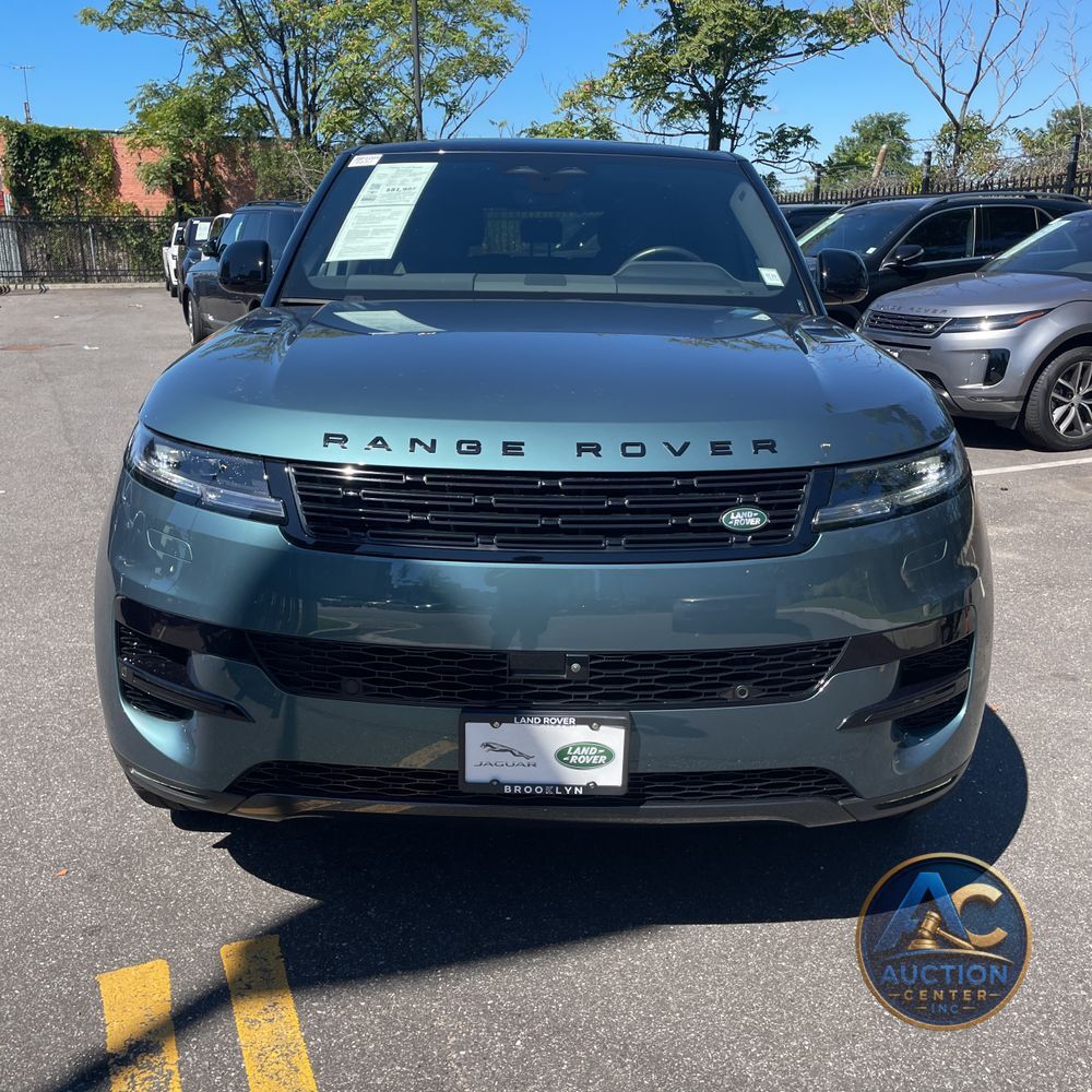 2024 Land Rover Range Rover Sport P360 SE
