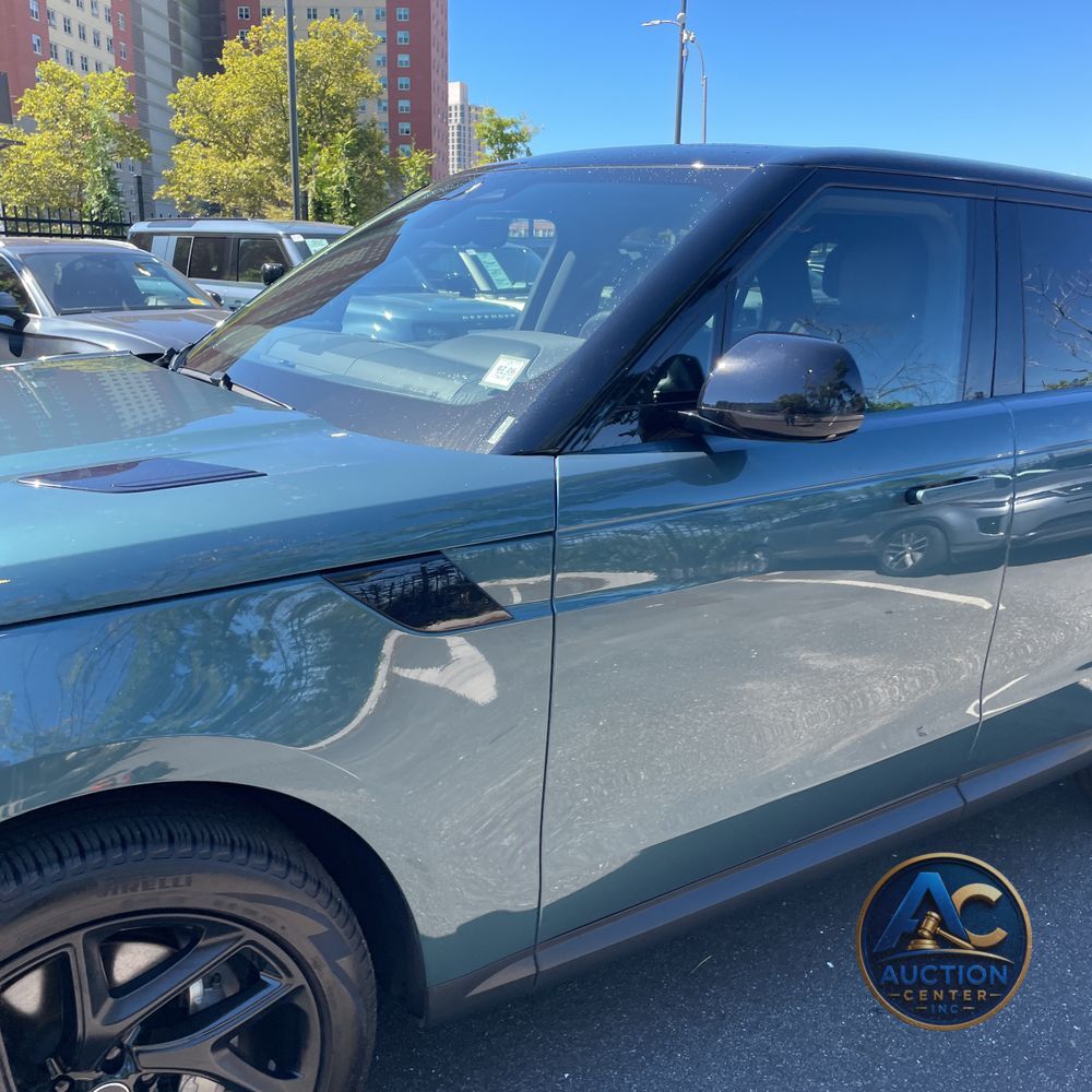 2024 Land Rover Range Rover Sport P360 SE