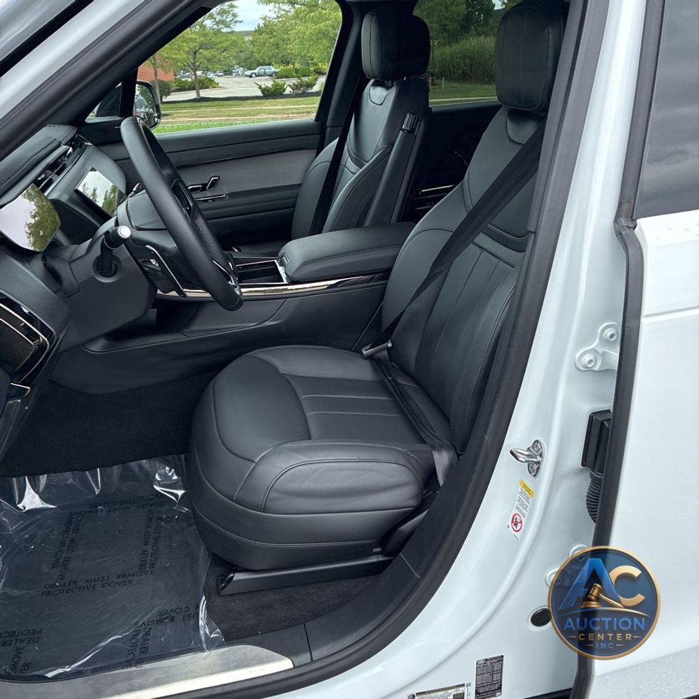 2024 Land Rover Range Rover Sport P360 SE