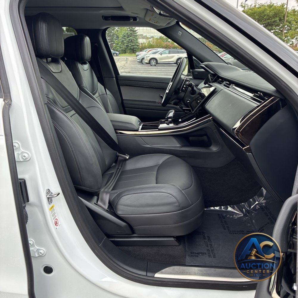 2024 Land Rover Range Rover Sport P360 SE