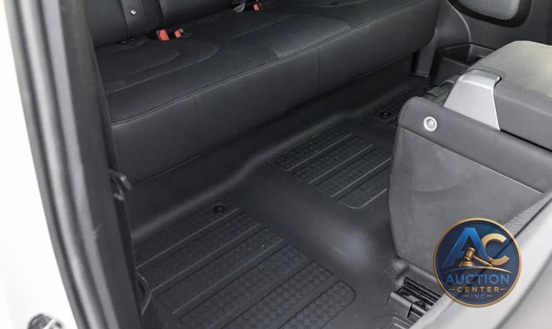 2023 Land Rover Defender 90 Trophy Edition