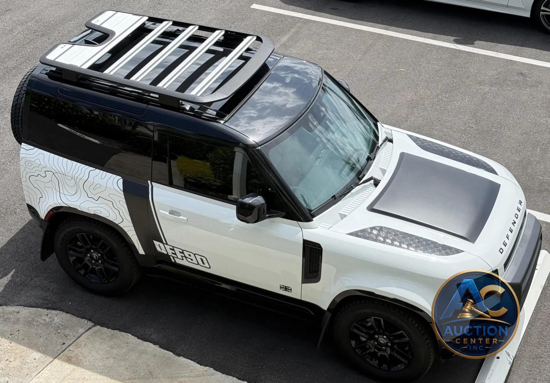 2023 Land Rover Defender 90 Trophy Edition
