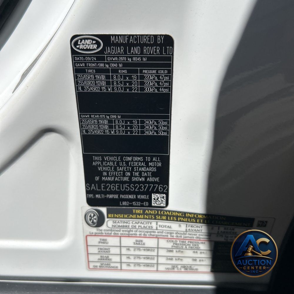 2025 Land Rover Defender 90 P400 X-Dynamic SE