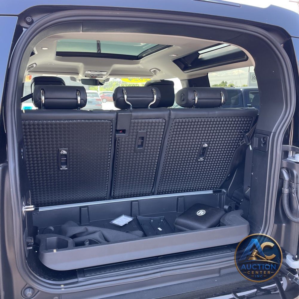 2024 Land Rover Defender 90 P400 X-Dynamic SE