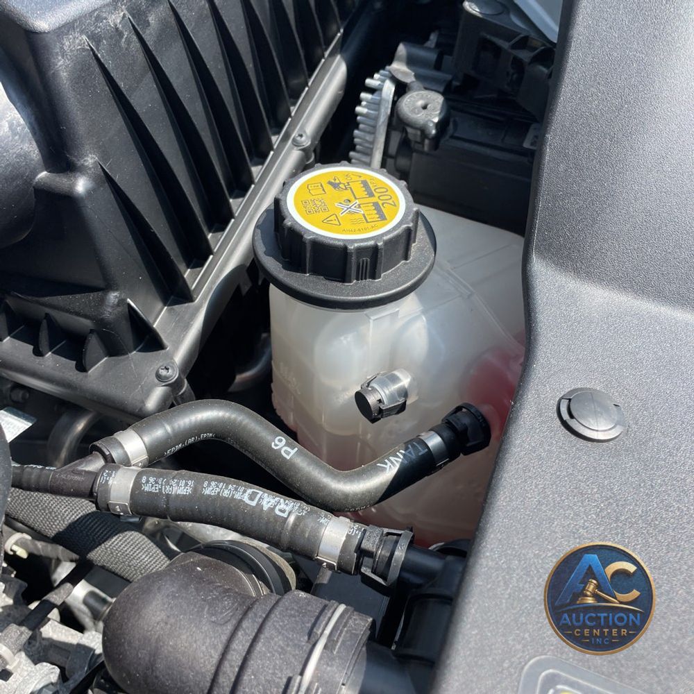 2024 Land Rover Defender 90 P400 X-Dynamic SE